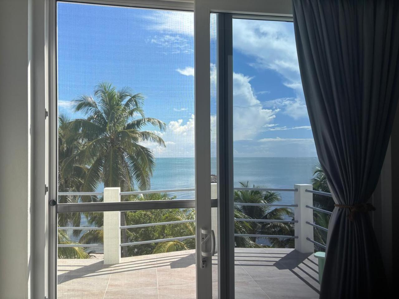 Ashton Court Belize Hotell Belize City Exteriör bild