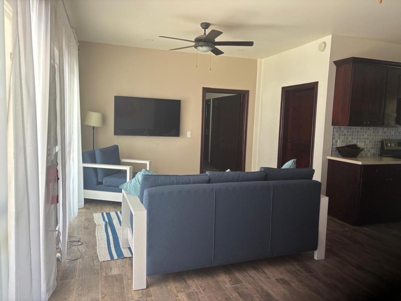 Ashton Court Belize Hotell Belize City Exteriör bild