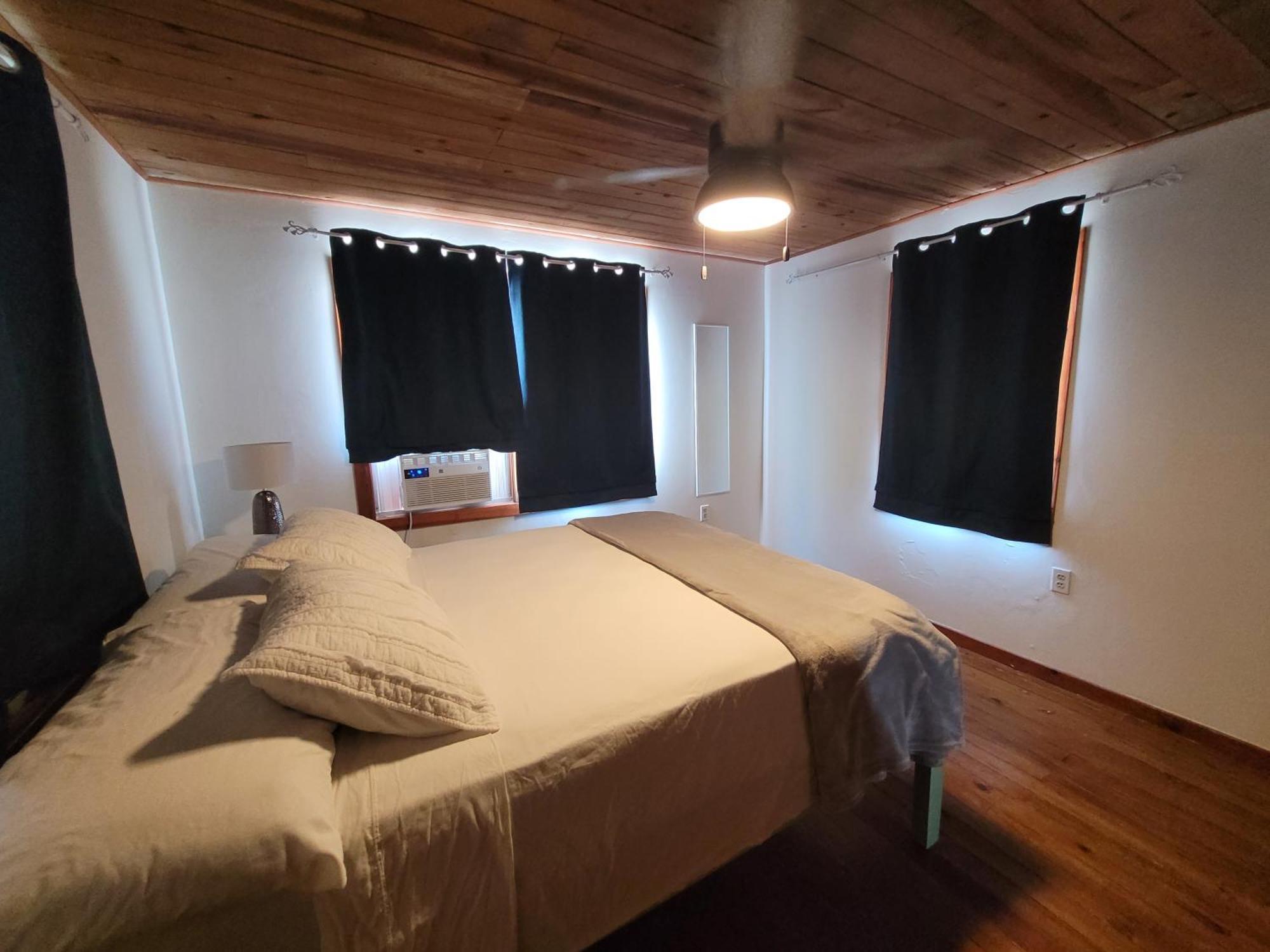 Ashton Court Belize Hotell Belize City Exteriör bild