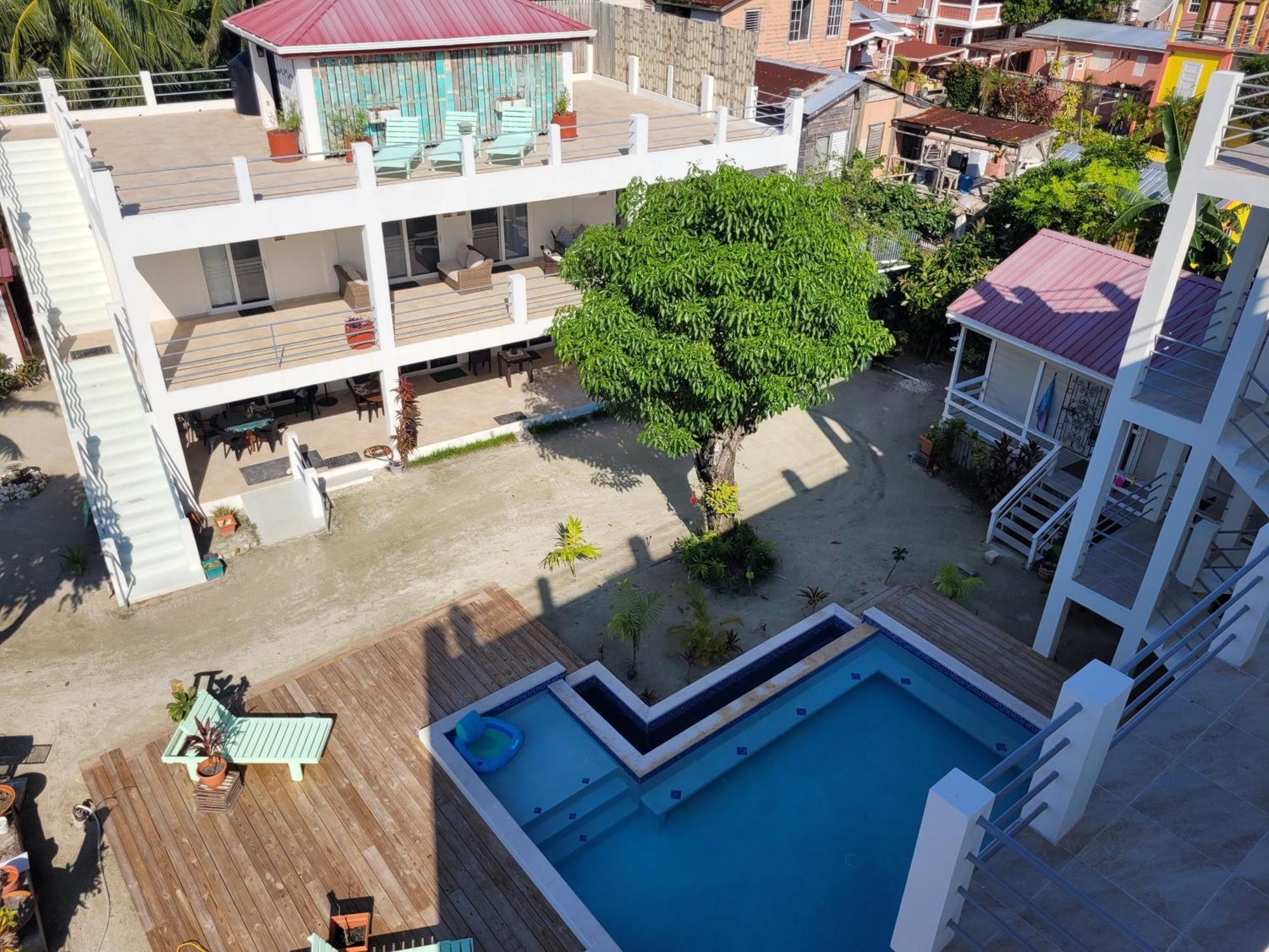 Ashton Court Belize Hotell Belize City Exteriör bild