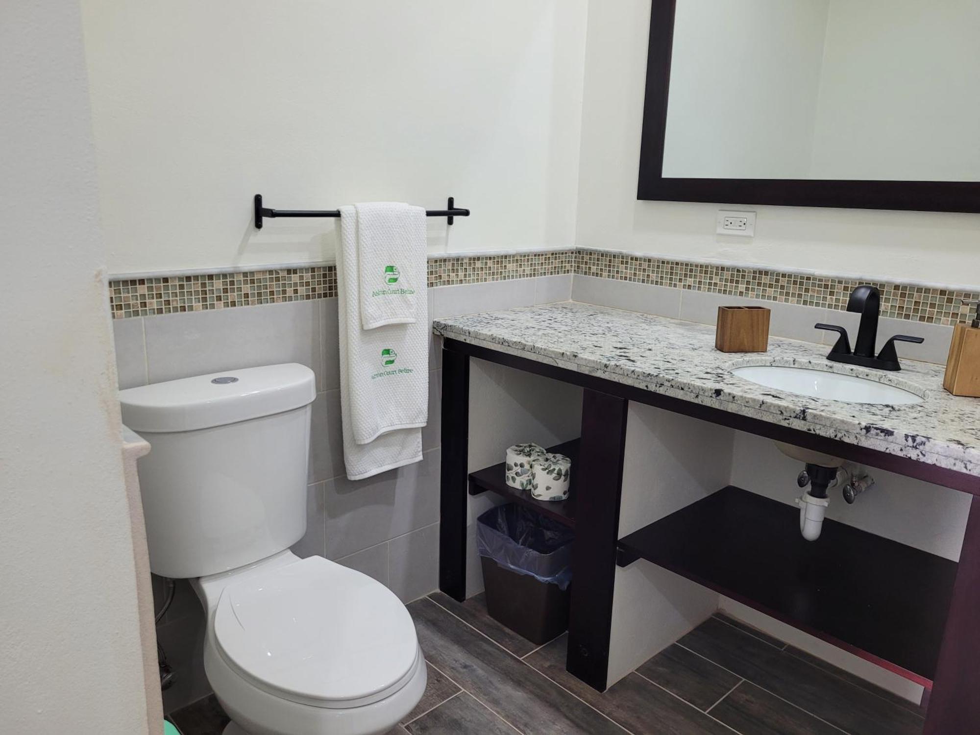 Ashton Court Belize Hotell Belize City Exteriör bild